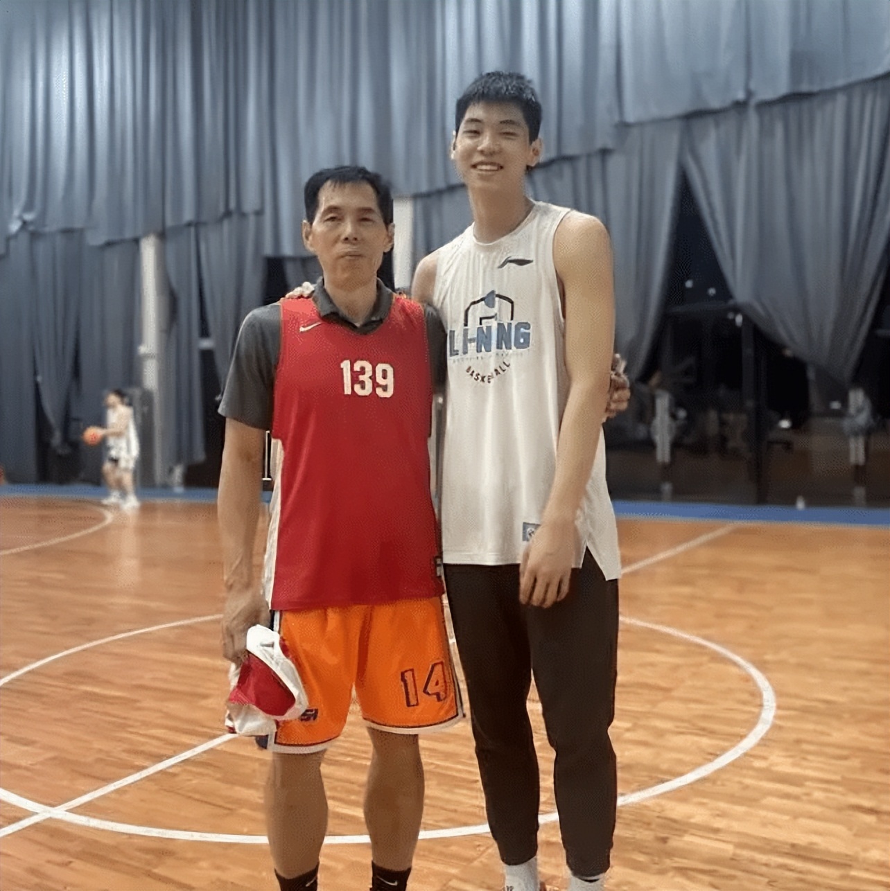 cba篮球父子同场竞技,cba父子同台