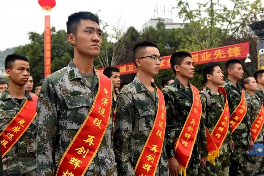 二级上士工资是多少,一级上士工资多少