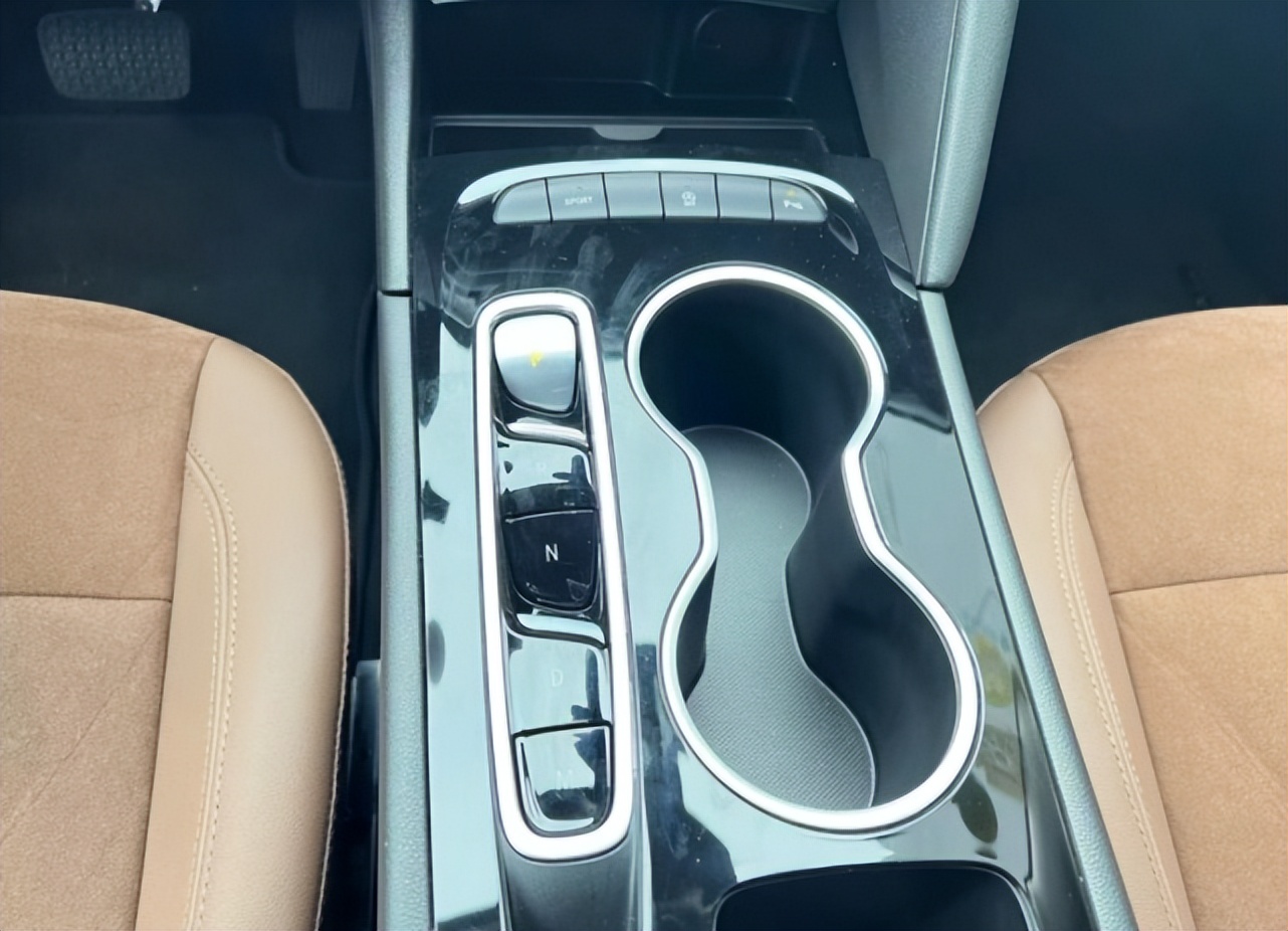 买别克君威值吗车主说了大实话,别克君威提车真实感受