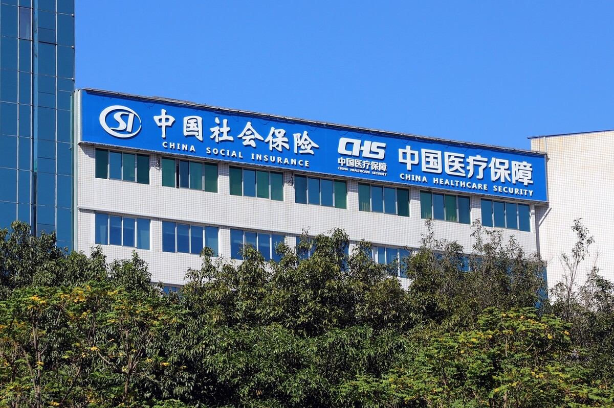 直系亲属开公司承担无限责任吗,在亲戚个体工商户买社保算挂靠吗