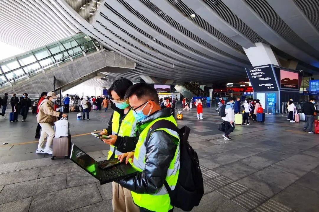 回家的路我们为您护航,你们回家的路我来守护