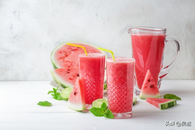 口红是虫子的尸体做的吗,女生口红是虫子尸体提炼的吗