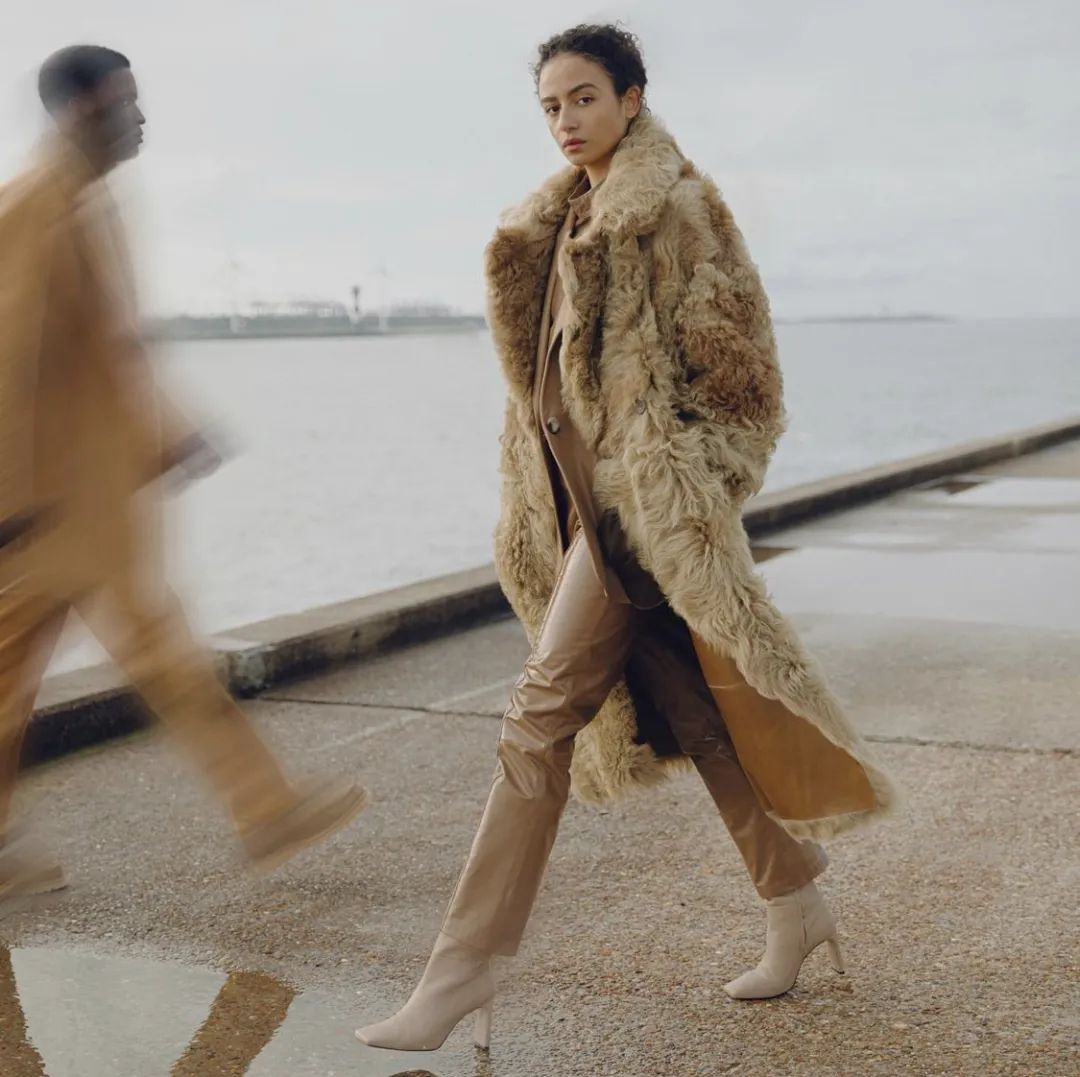 大毛毛的外套,大毛毛外套长款冬天