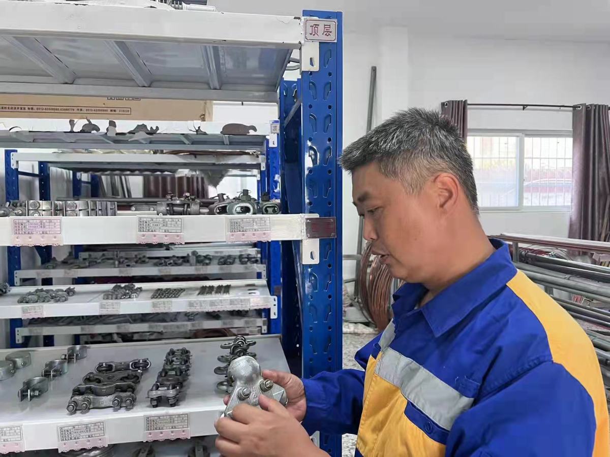 宁西铁路供电段有个“胡老师”