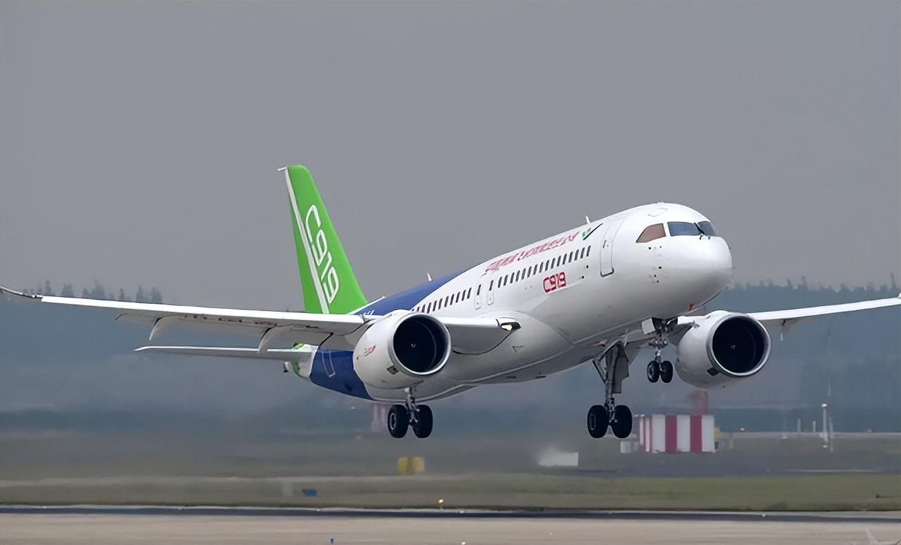 c919首次试飞圆满完成,c919首飞日本人的感受