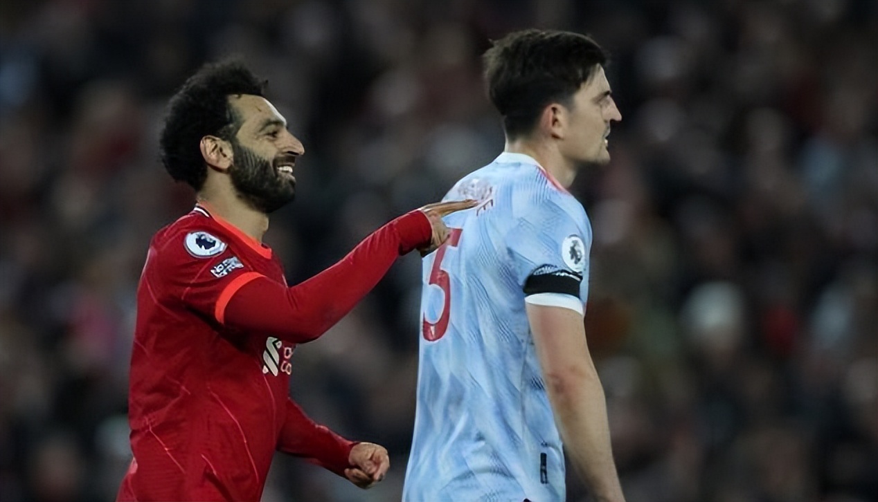 拉什福德顶住压力来到点球点,武磊对比拉什福德