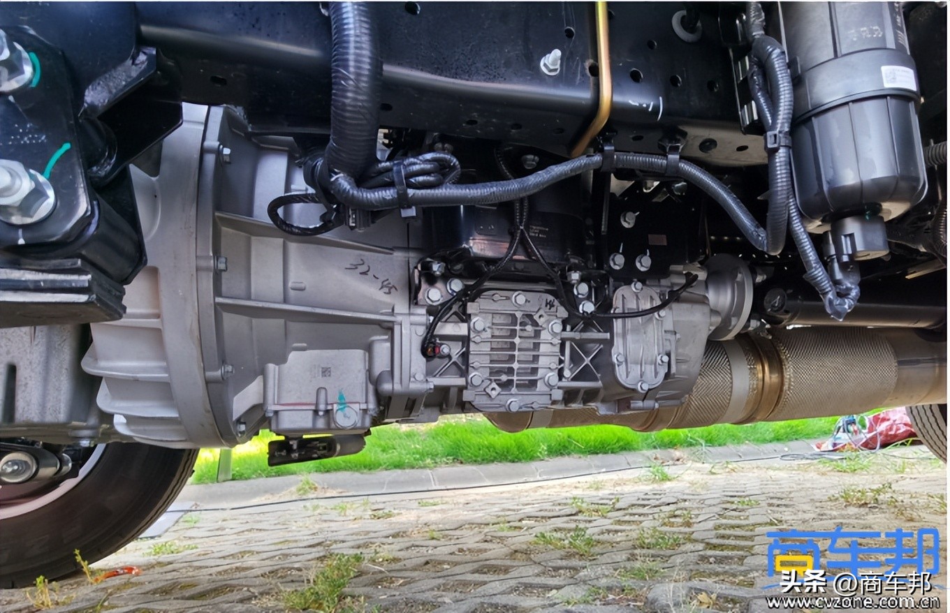 帅铃s7插混轻卡售价,湿式双离合双质量飞轮