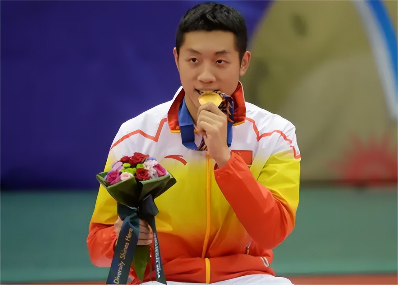 世界冠军许昕求婚现场,许昕乒乓球界的绯闻女友