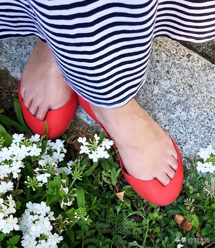 跨界时尚到底多奇葩？盘点18双史上最怪异鞋合集，网友：离谱到家