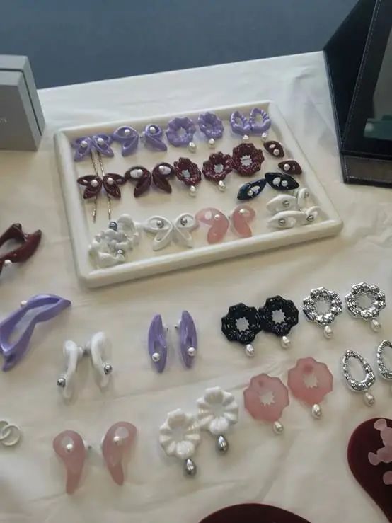 饰品实体店现在的趋势,2022年饰品流行趋势