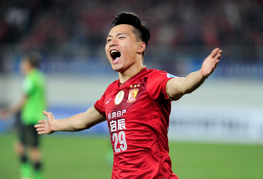 韦世豪免费给广州踢球,韦世豪无偿为广州踢球