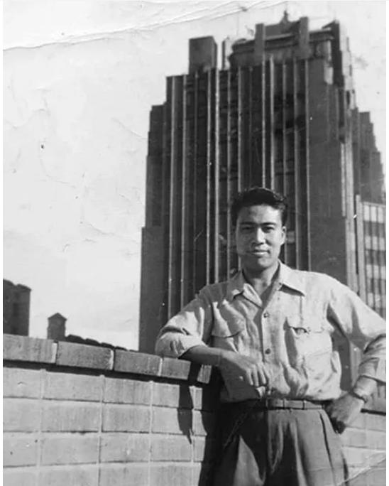 一代电影大师谢晋叶落归根,1978年后谢晋重返电影界