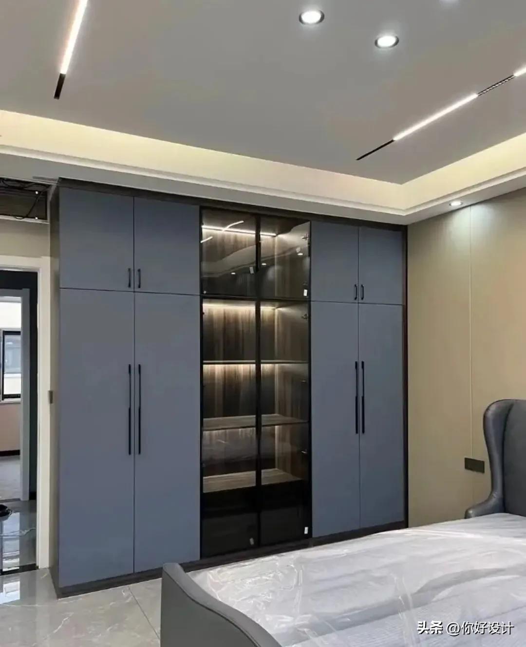 三十厘米宽的衣柜推荐,三十款卧室高颜值衣柜案例