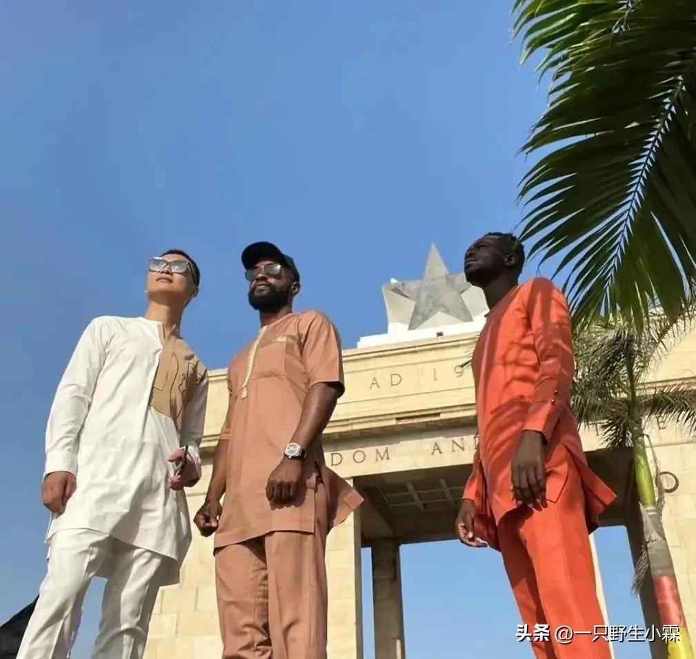 我90后,大学休学,意外到非洲年赚100万,如今开公司人生开挂了