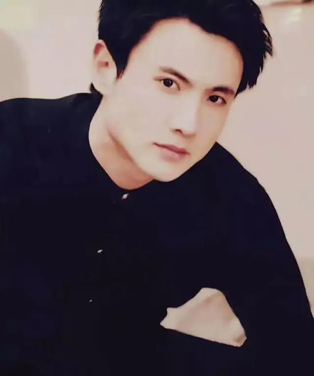 沈腾百亿票房电影全集在线观看,沈腾新电影超能一家人票房