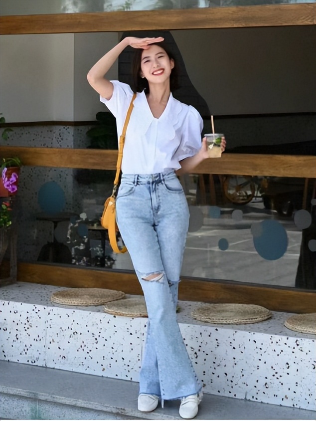 版型超好的秋冬白色牛仔裤推荐,高档女孩春款牛仔裤