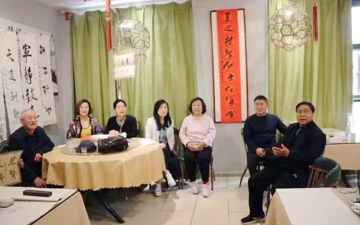 鞍山市诗赋协会书画艺术委举行“夏之韵餐饮文化笔会”