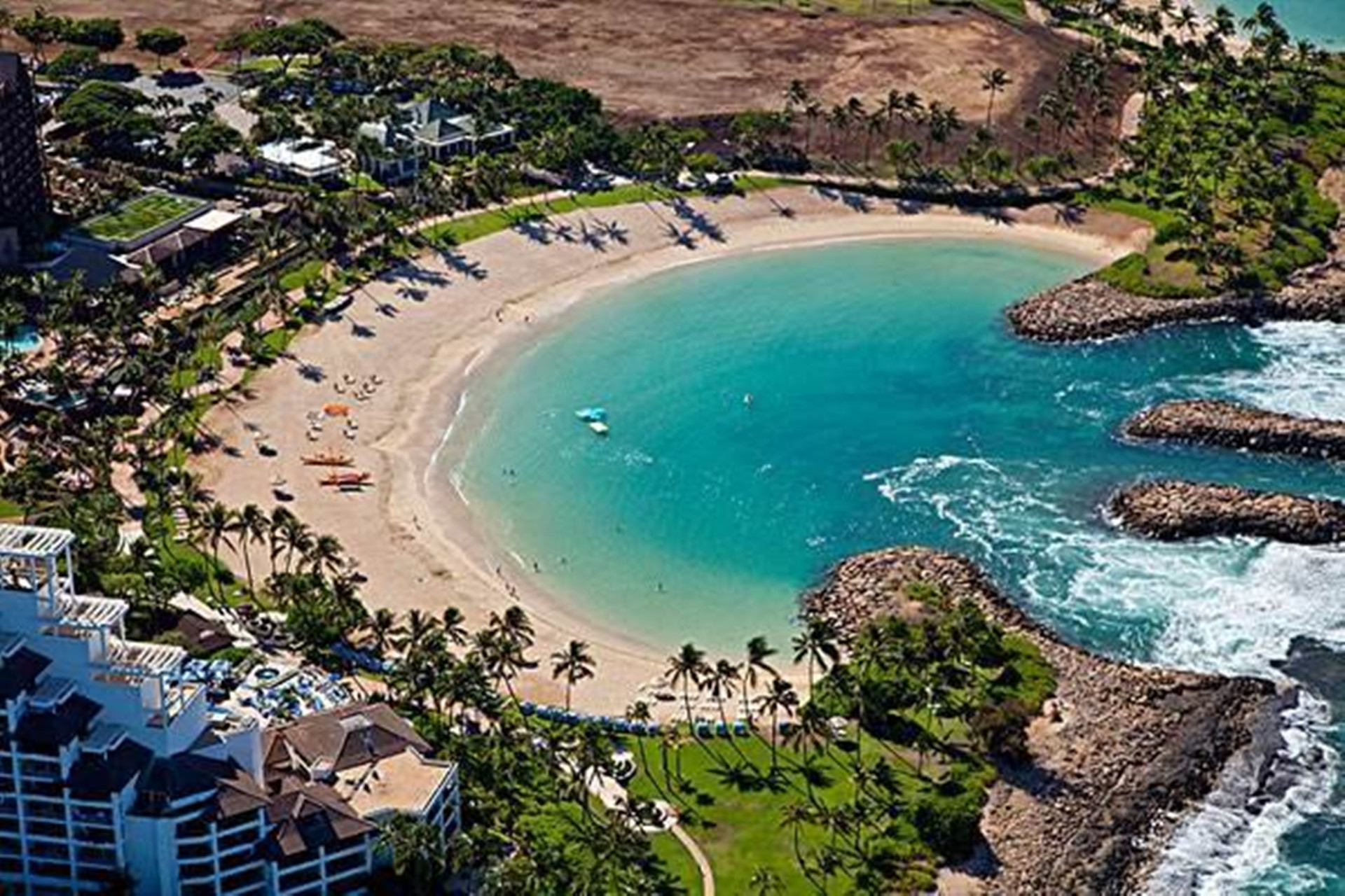 夏威夷太平洋在哪里,太平洋中部离美国本土有多远