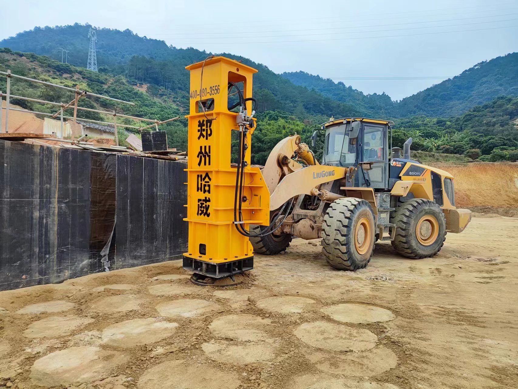 高速液压夯实机操作方法,液压夯实机是否能达到强夯机效果