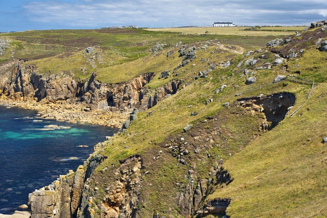 差差向岩石,冉冉凌青壁:衍生万物的地壳主要结构——花岗岩