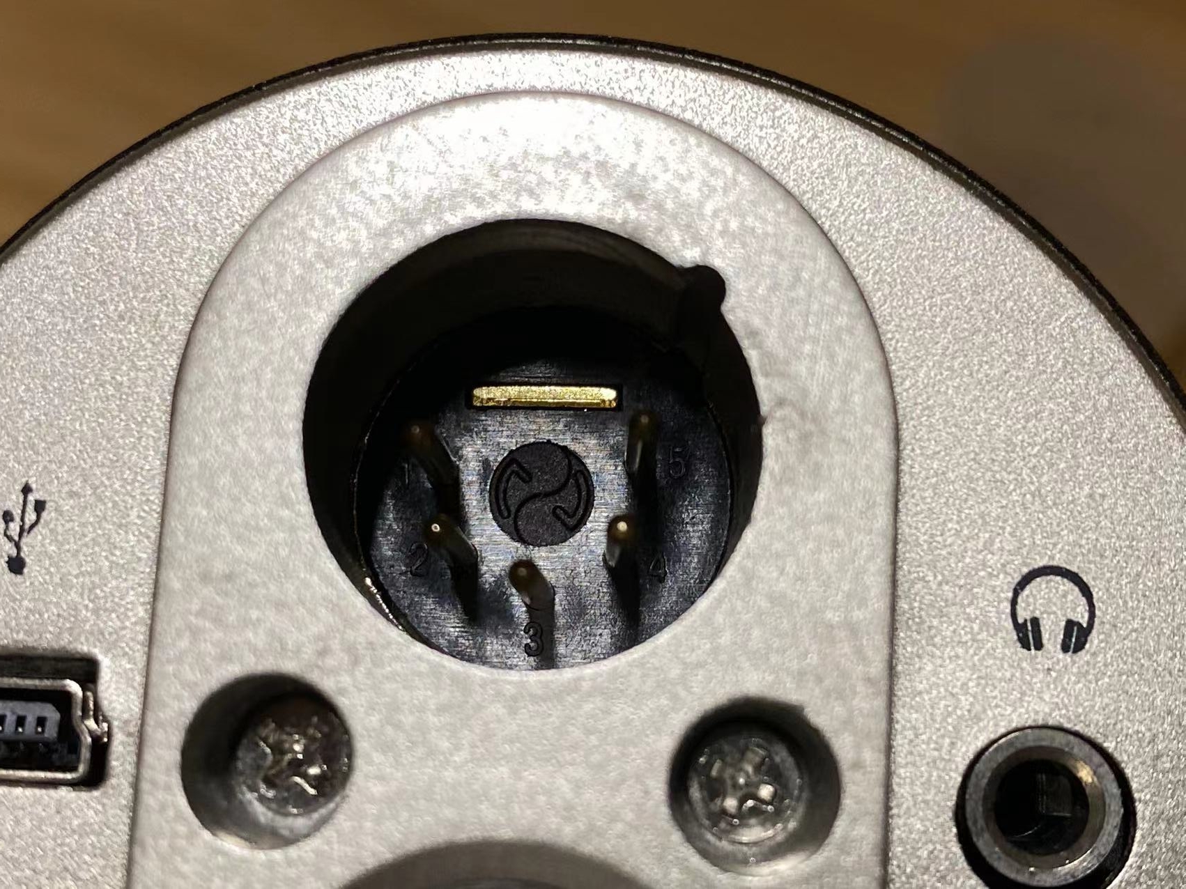 blueyeti麦克风拆测版,大雪怪pro麦克风