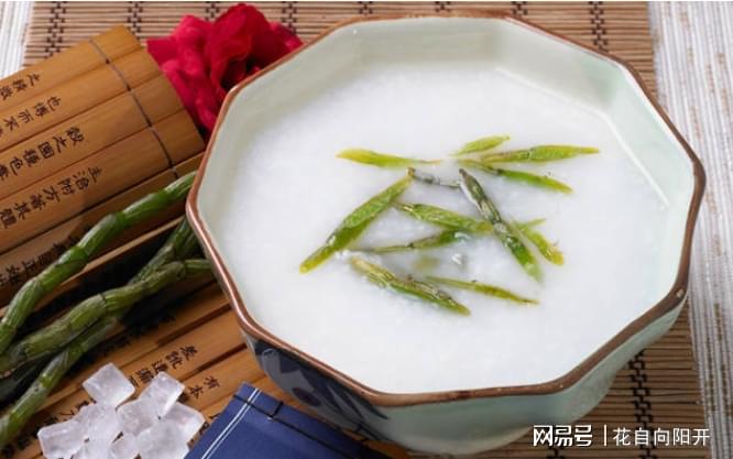 石斛的功效新鲜的石斛怎么吃,石斛的正确吃法介绍