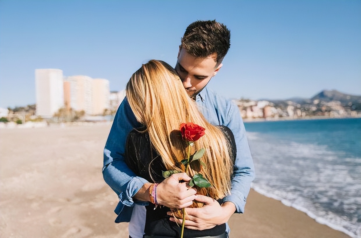 一个男人厌烦你了还有必要挽留吗,一个男人厌倦老婆的行为