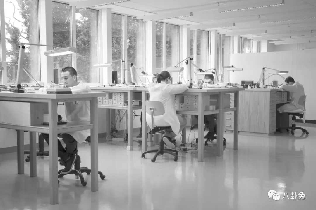 lv手表高端吗,lv的手表是西铁城机芯吗