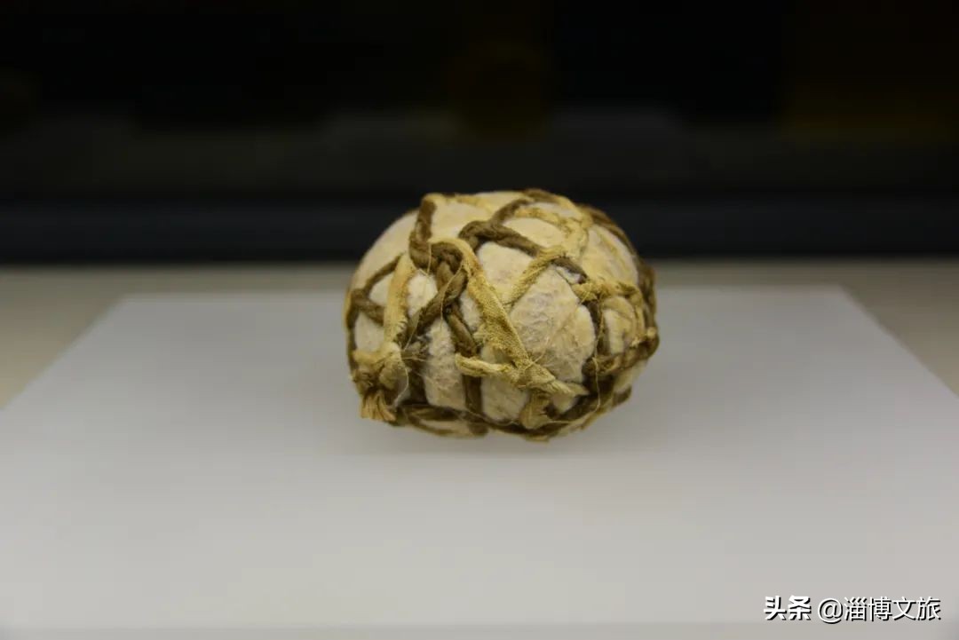 中国古代足球蹴鞠的历史,回顾历朝历代蹴鞠发展史