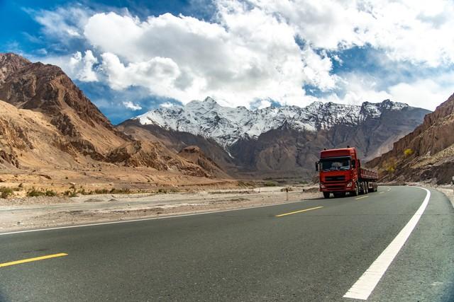 卡车驾驶难度很高吗,如何驾驶卡车