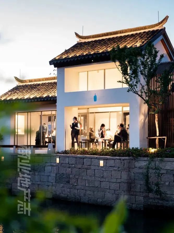 CRR百图斩｜公园里的新天地：上海蟠龙天地