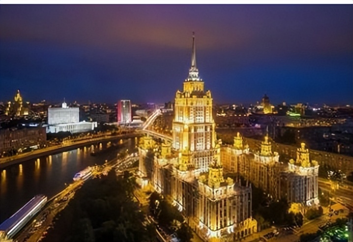 克里姆林宫最著名的的建筑,克里姆林宫最美塔楼图片