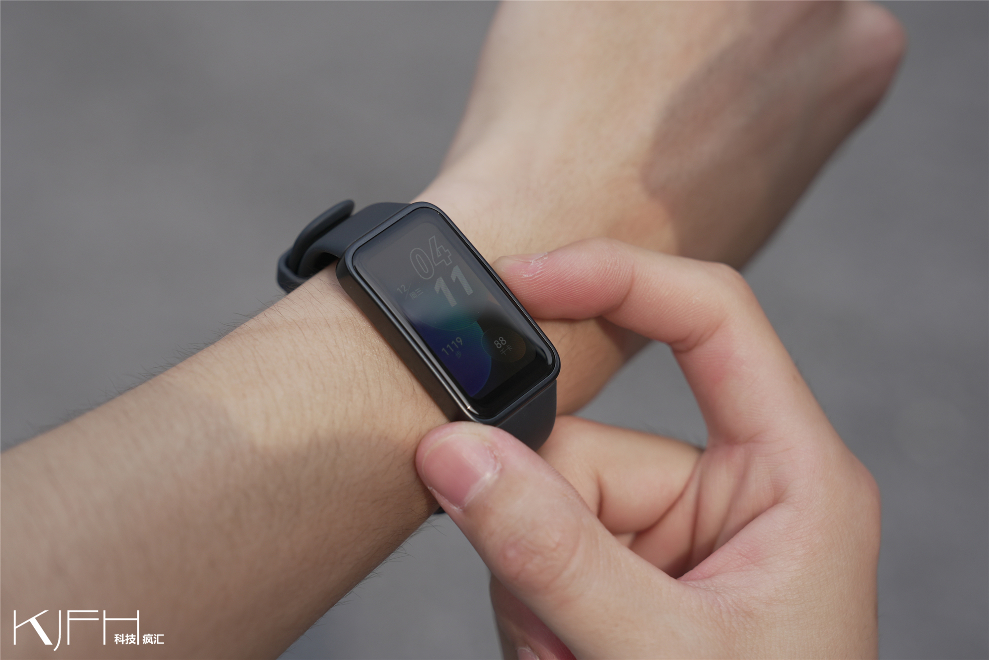 华为手环8数据准确率测评,华为手环8续航多少