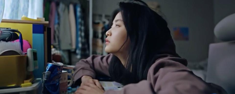 《小姐》女主新作，颠覆形象