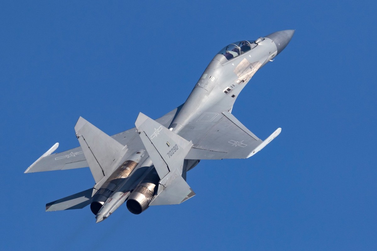 解放军歼16运20细节,中国歼16图片