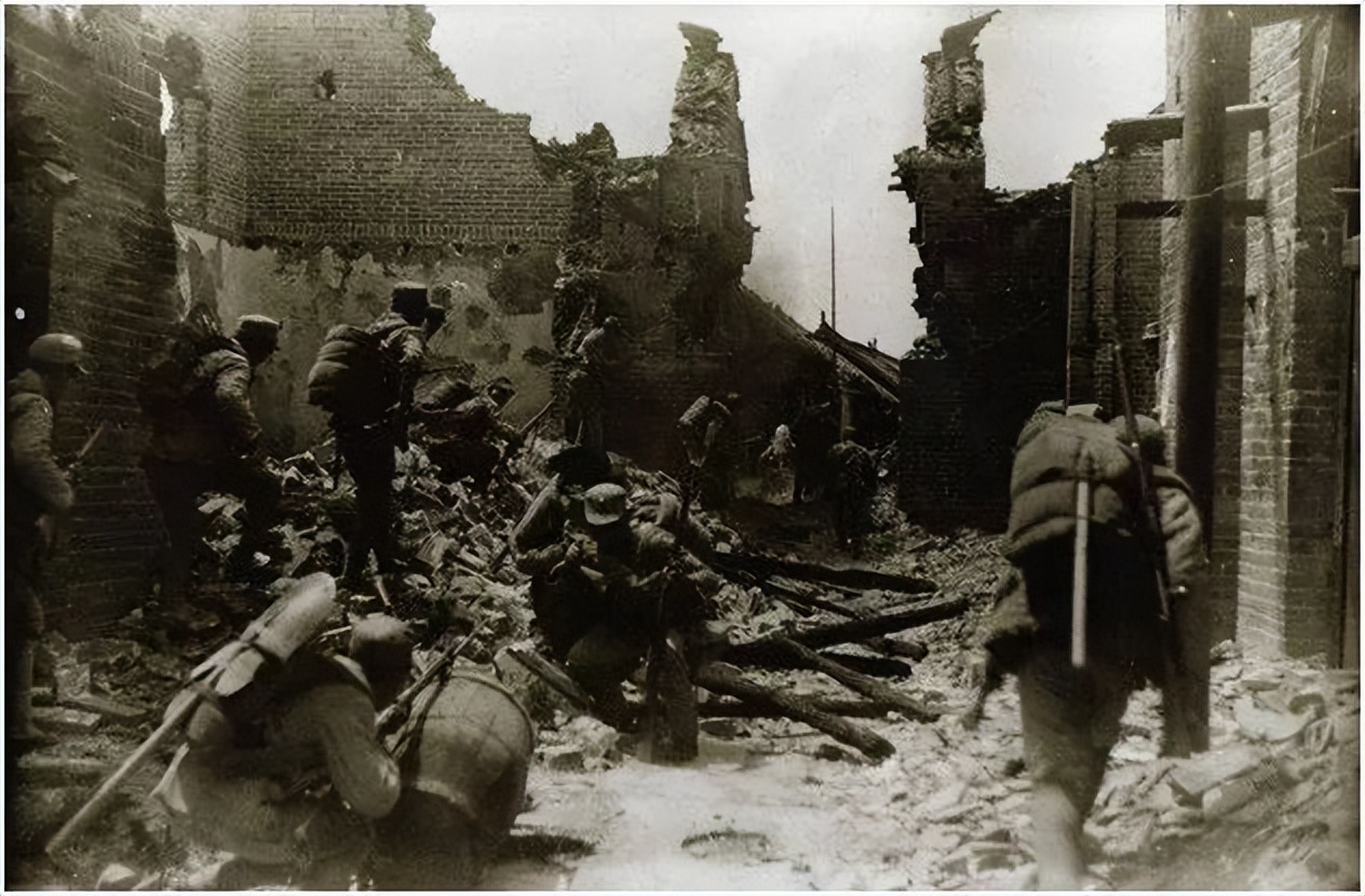 台儿庄战役血色丰碑,震惊中外的孟良崮战役