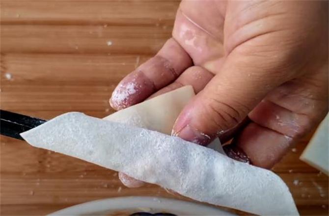 包馄饨不会散的最简单方法,不会包饺子怎么办教你第五种包法