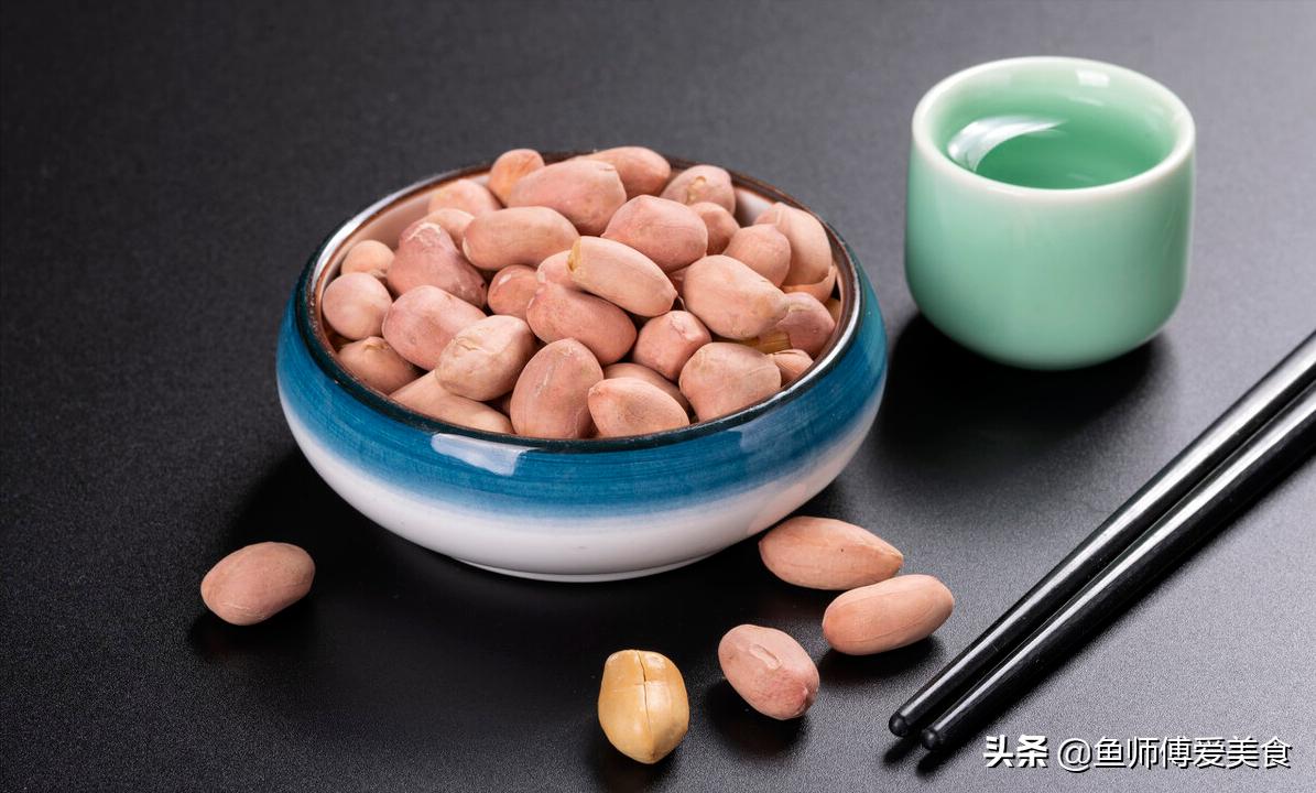 夏天适合吃什么水果最养胃,秋天最适宜吃这4种食物养胃