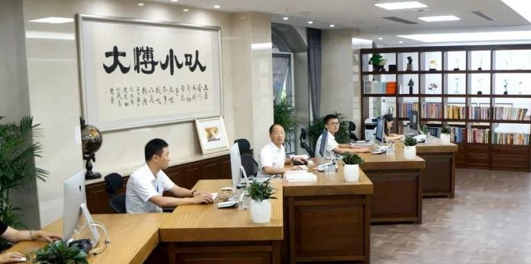 《0.0008元成*学功**》：揭秘鸡毛变黄金的秘密