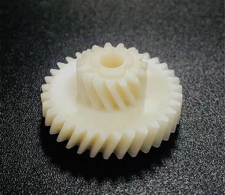 高精度塑胶齿轮注塑模具与精密电火花加工工艺