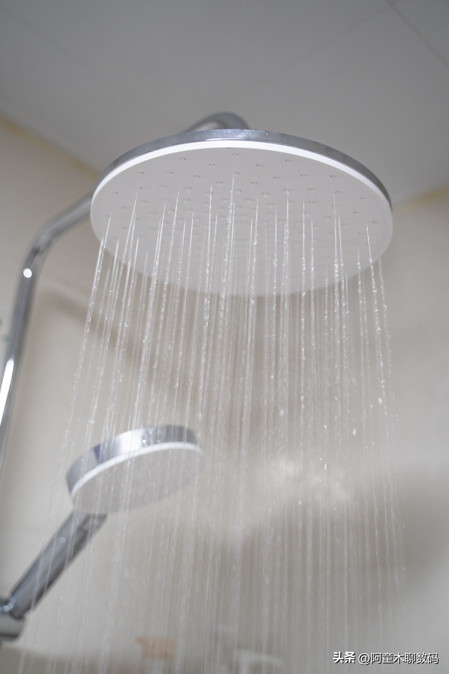 米家控温淋浴花洒s1出水量,米家控温淋浴花洒s1有增压功能吗