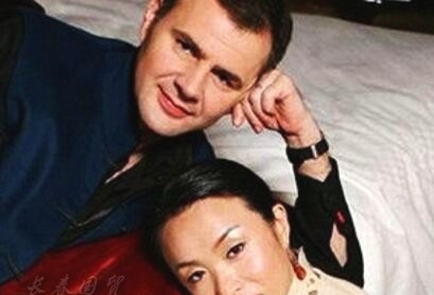 金星复婚：18年分居，重燃旧爱火花