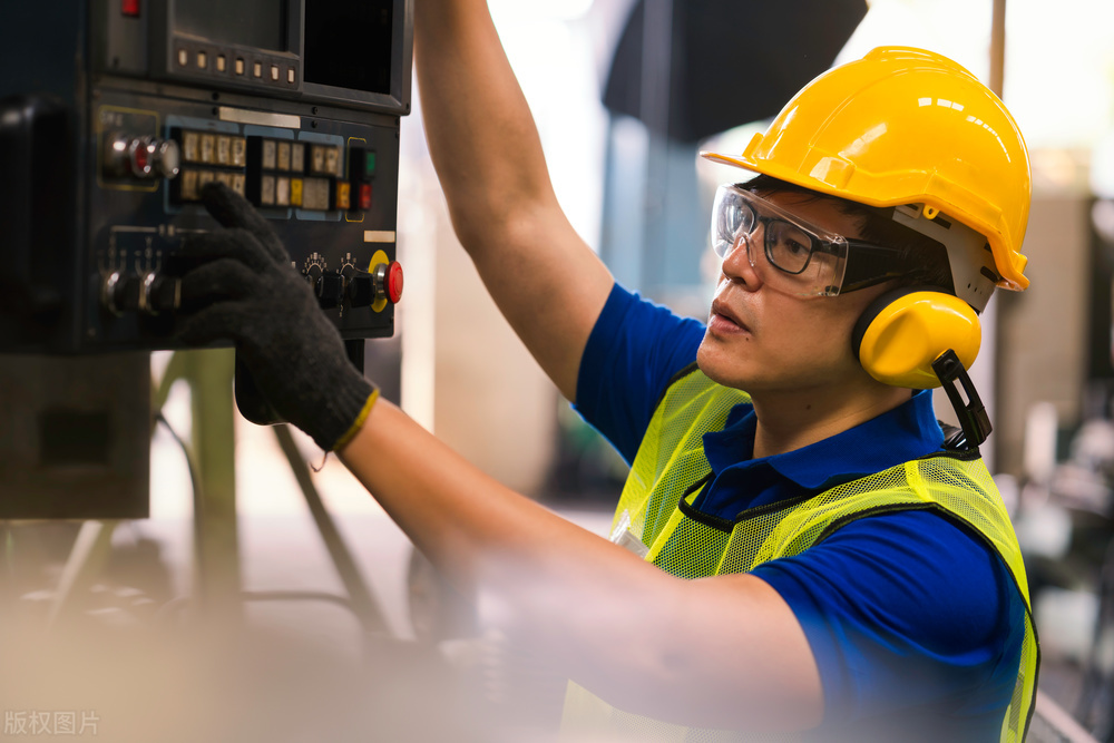 工程师年龄大了是不是不好找工作,工程师越老越值钱吗