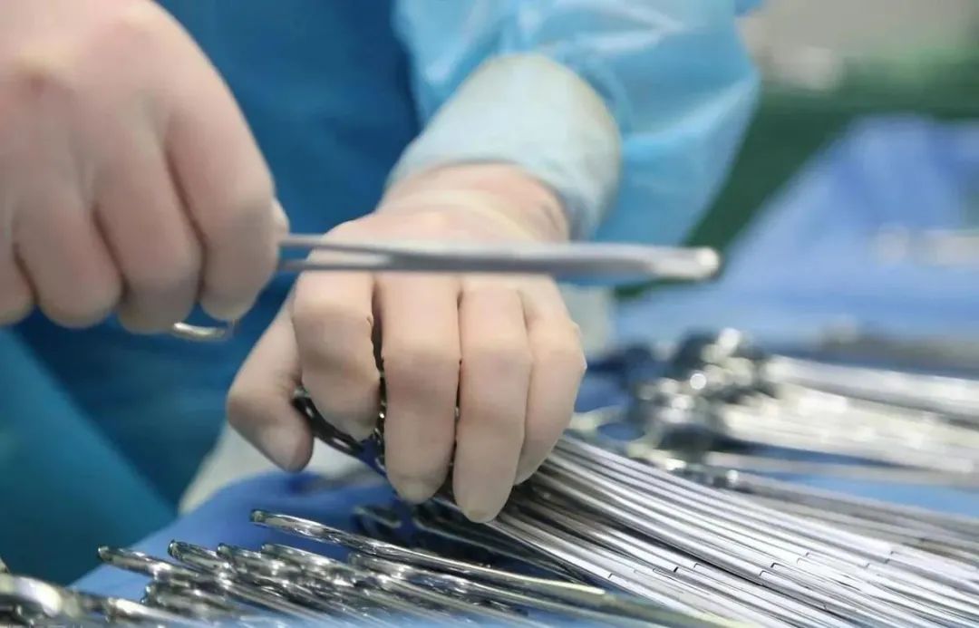 张雪峰谈大龄考临床全日制研究生,报考医学专业志愿技巧张雪峰