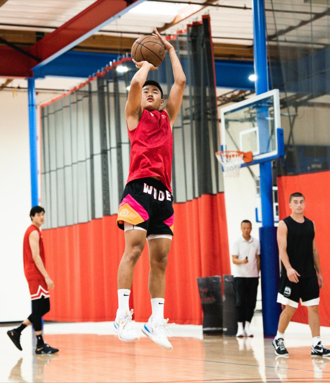 男篮千万别急着归化!再给“海归”一点时间!也给姚明一点时间