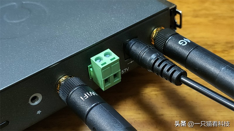 蒲公英r300s是多大的路由器,蒲公英r30s路由器