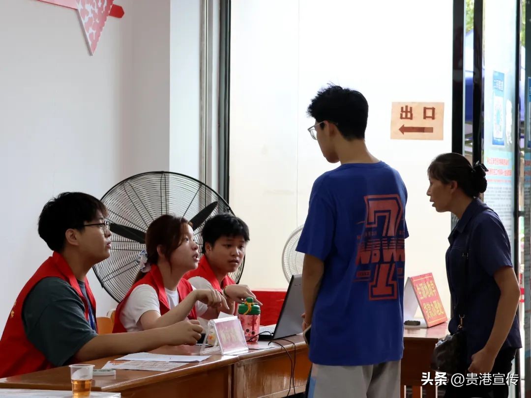 上大学要申请助学贷款吗,上大学贷款有要求吗