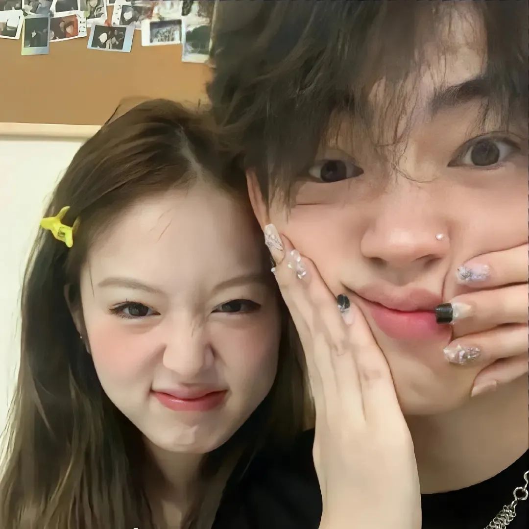 关于情侣日常热门文案短句有哪些,情侣60天文案短句干净