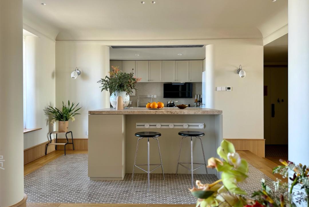 北京夫妻花光积蓄把225㎡改成一居:不要孩子、折腾房子,好任性