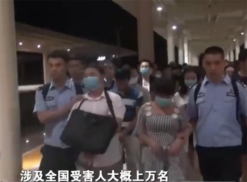 年轻小伙出售彩票网站获利80万,彩票网站小伙敛财300万